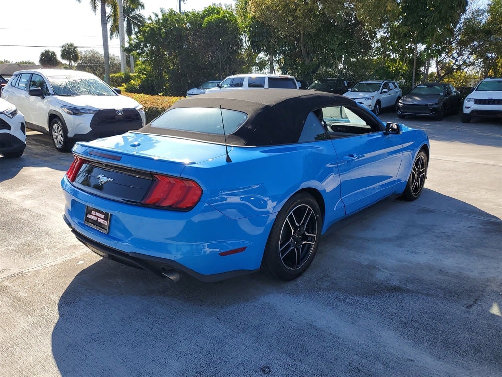 2022 Ford Mustang EcoBoost Premium