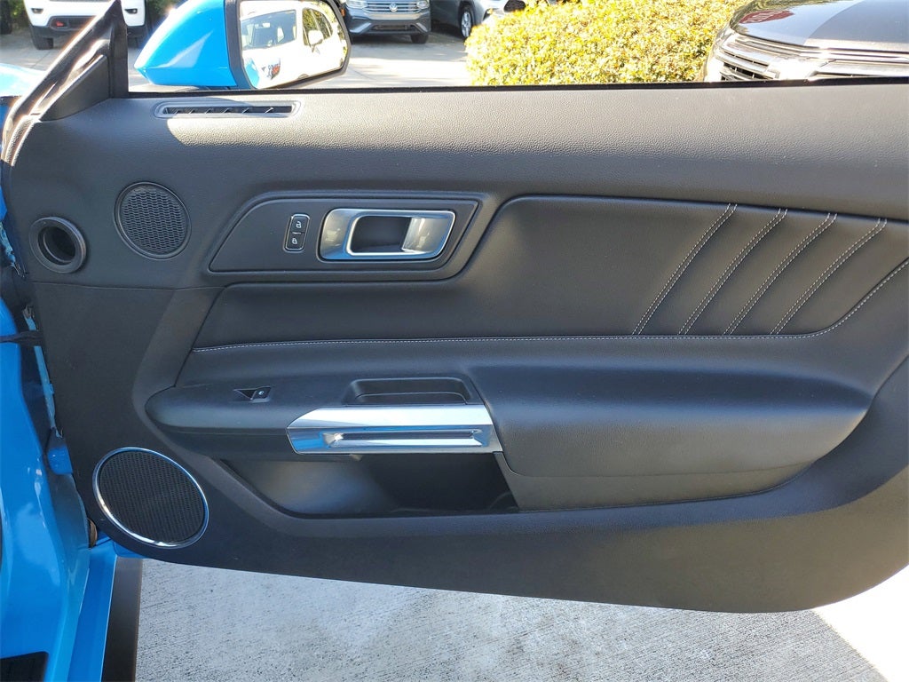 2022 Ford Mustang EcoBoost Premium