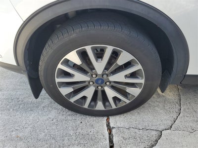 2020 Ford Escape Titanium Hybrid