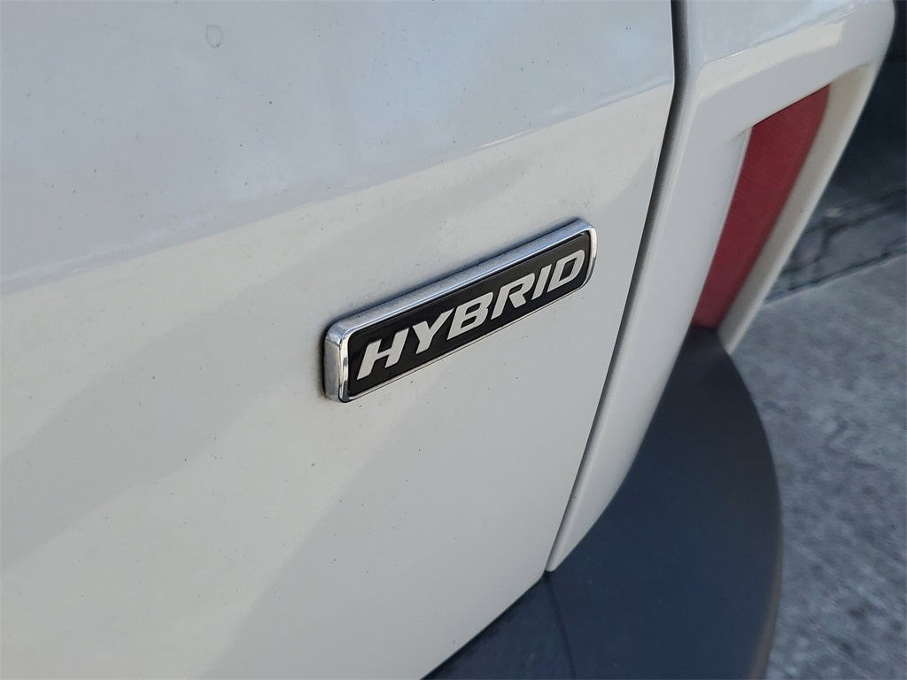 2020 Ford Escape Titanium Hybrid