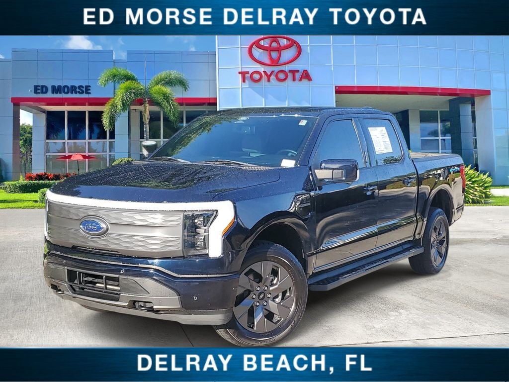 2022 Ford F-150 Lightning Lariat