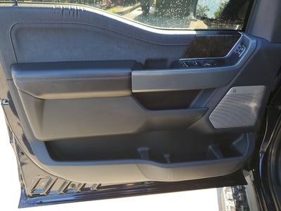 2022 Ford F-150 Lightning Lariat