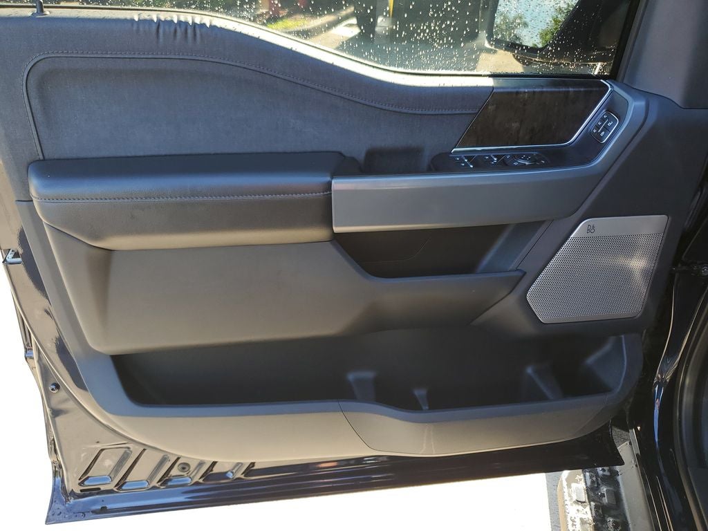 2022 Ford F-150 Lightning Lariat