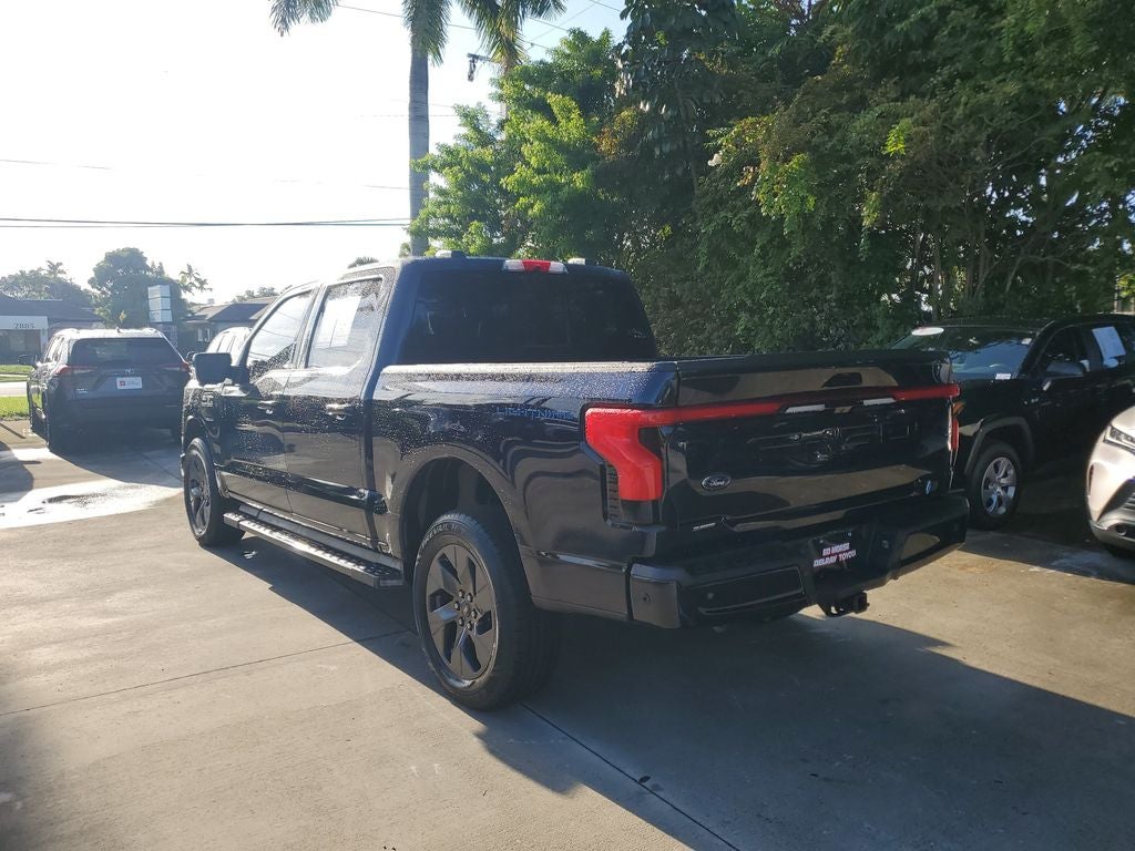 2022 Ford F-150 Lightning Lariat