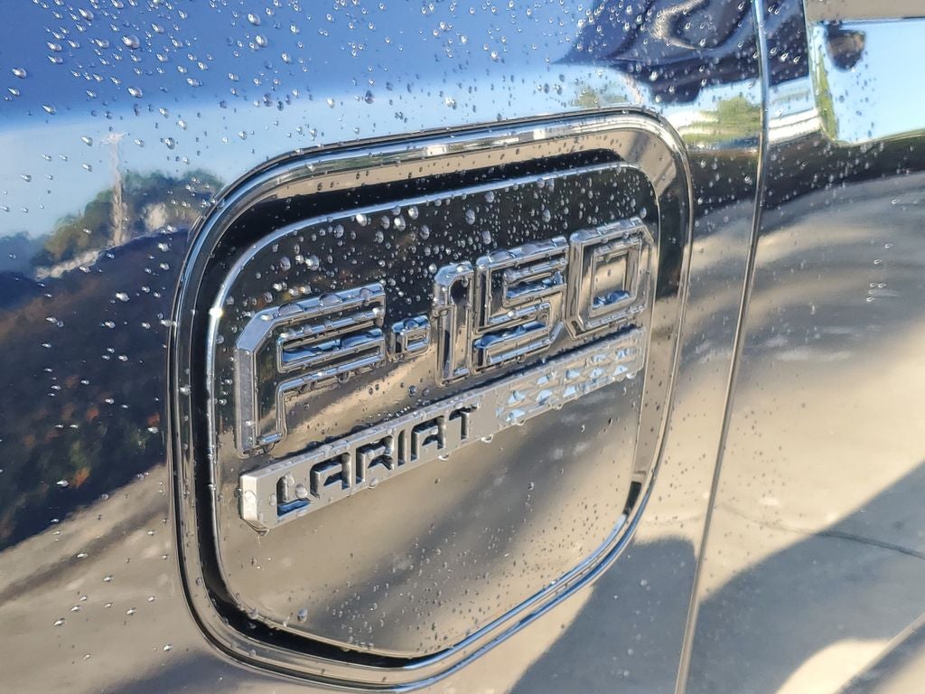 2022 Ford F-150 Lightning Lariat