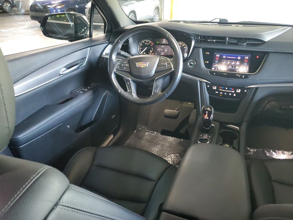 2023 Cadillac XT5 Luxury