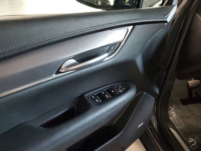2023 Cadillac XT5 Luxury