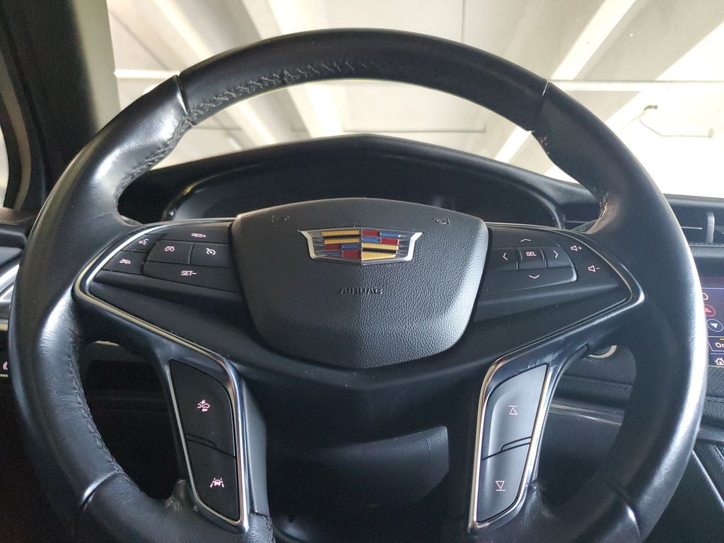 2023 Cadillac XT5 Luxury