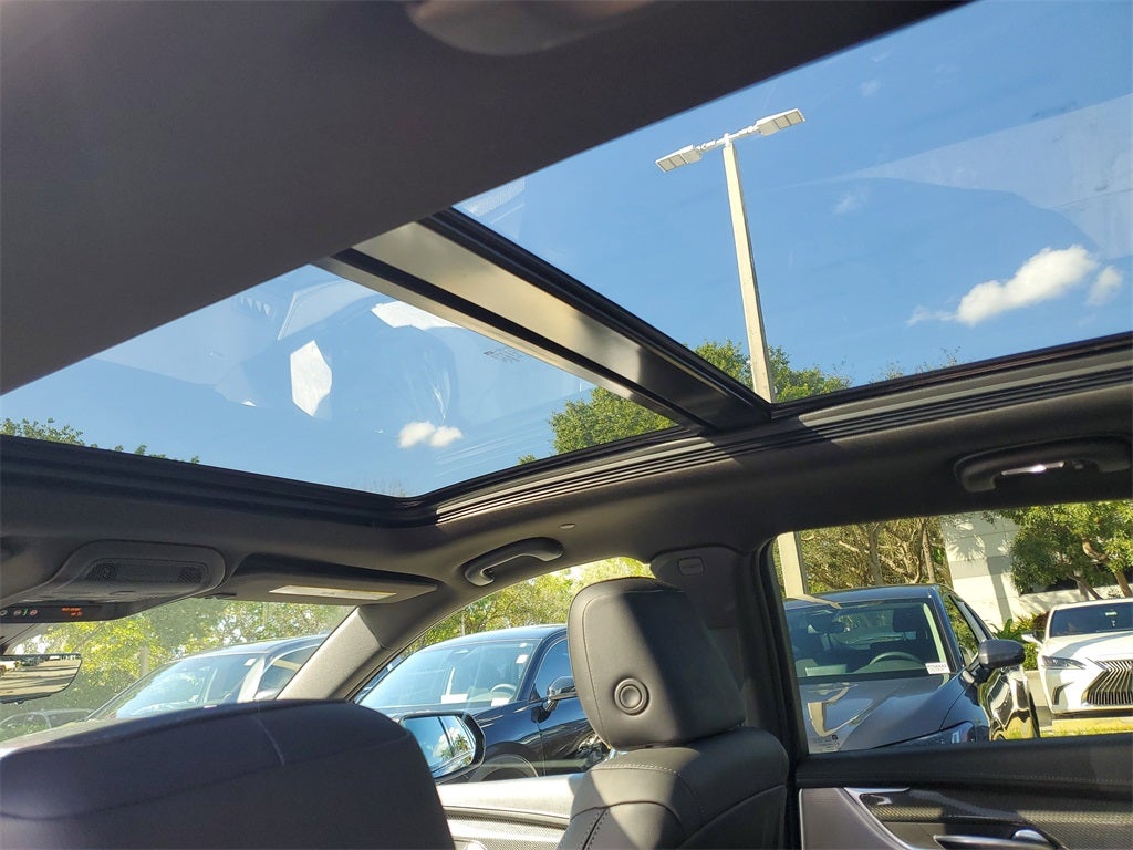 2024 Cadillac XT5 Sport