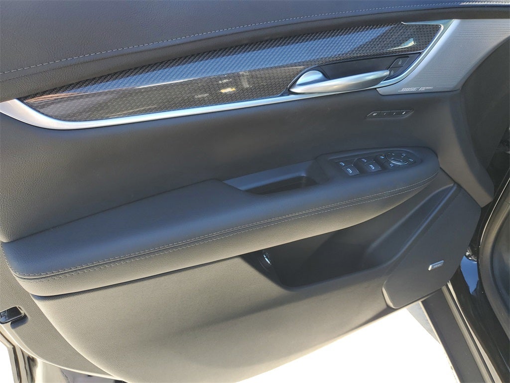 2024 Cadillac XT5 Sport