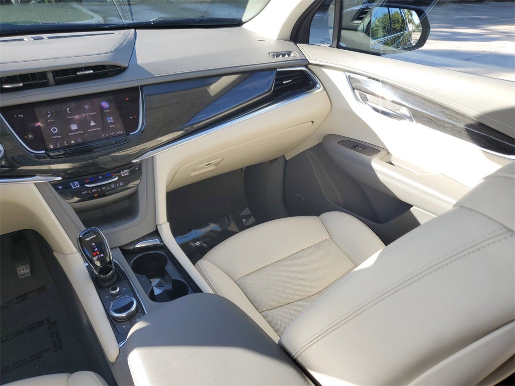 2021 Cadillac XT6 Premium Luxury