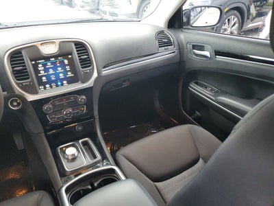 2023 Chrysler 300 Touring