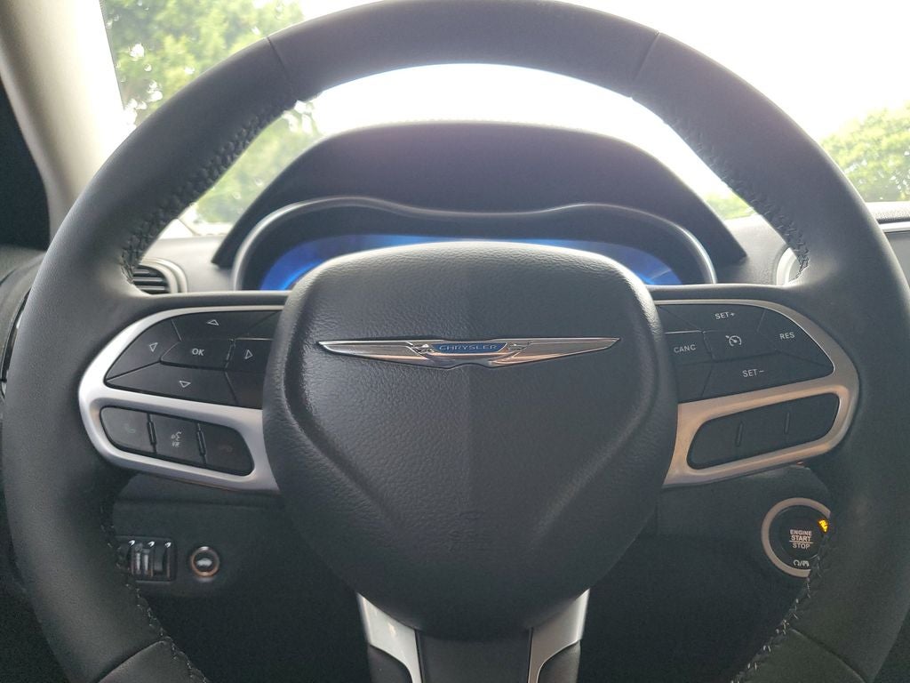 2023 Chrysler 300 Touring