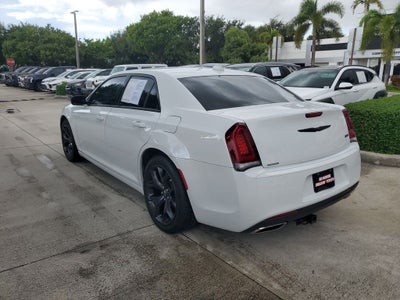 2023 Chrysler 300 Touring