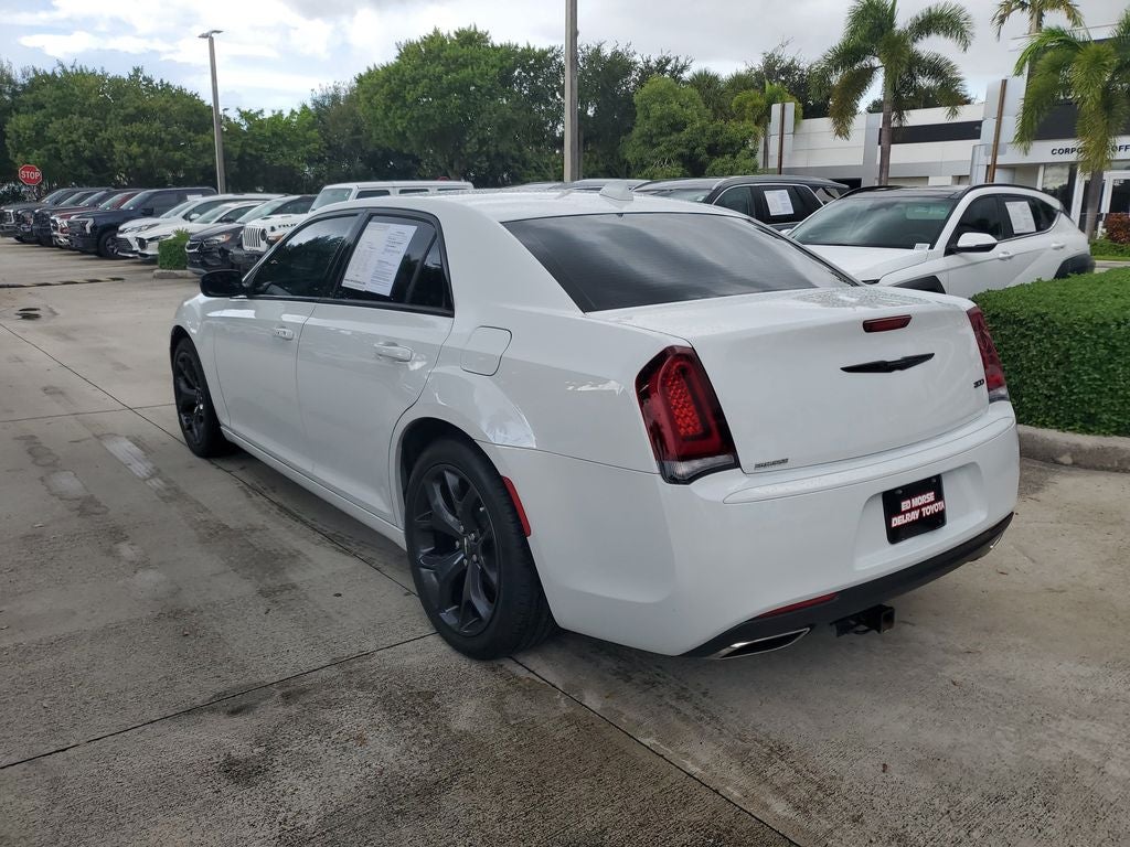2023 Chrysler 300 Touring