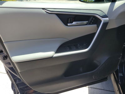 2021 Toyota RAV4 Hybrid XLE Premium