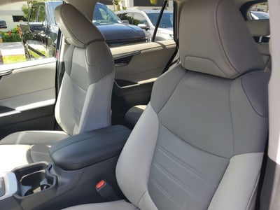 2021 Toyota RAV4 Hybrid XLE Premium