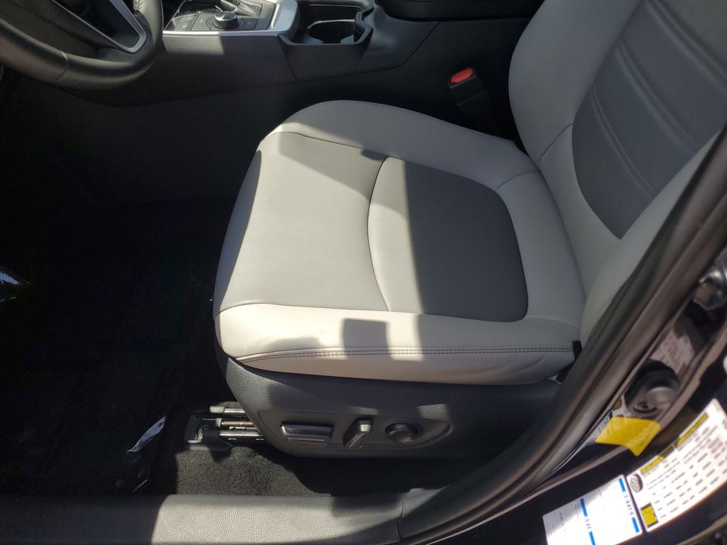 2021 Toyota RAV4 Hybrid XLE Premium