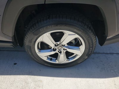 2021 Toyota RAV4 Hybrid XLE Premium