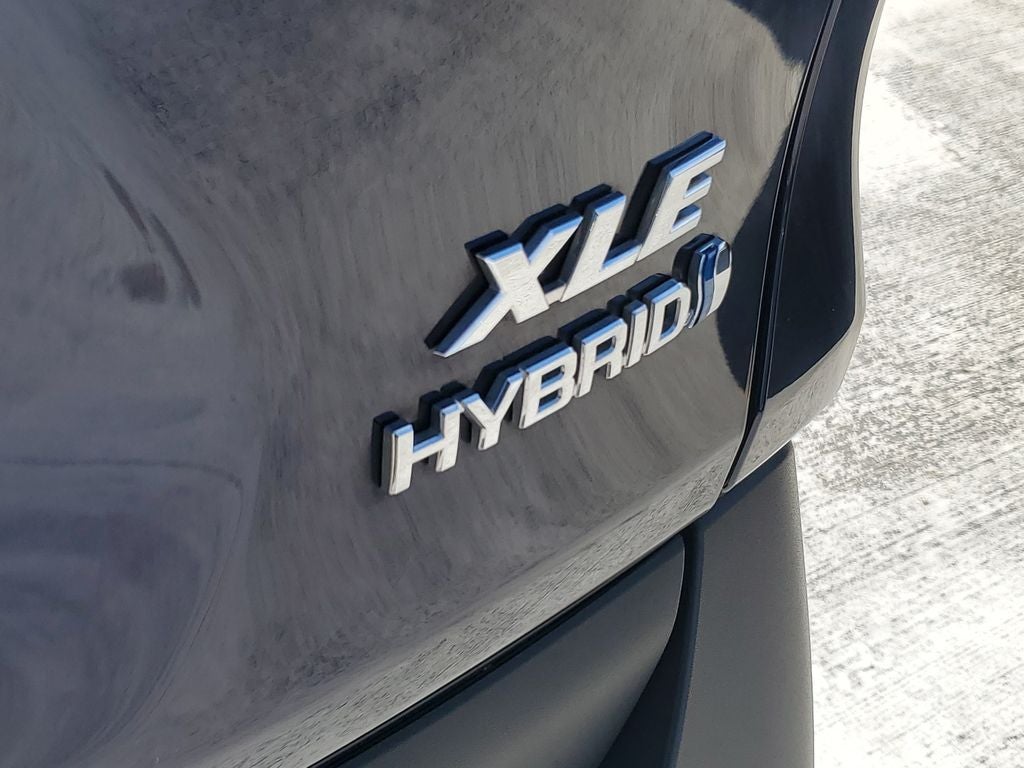 2021 Toyota RAV4 Hybrid XLE Premium