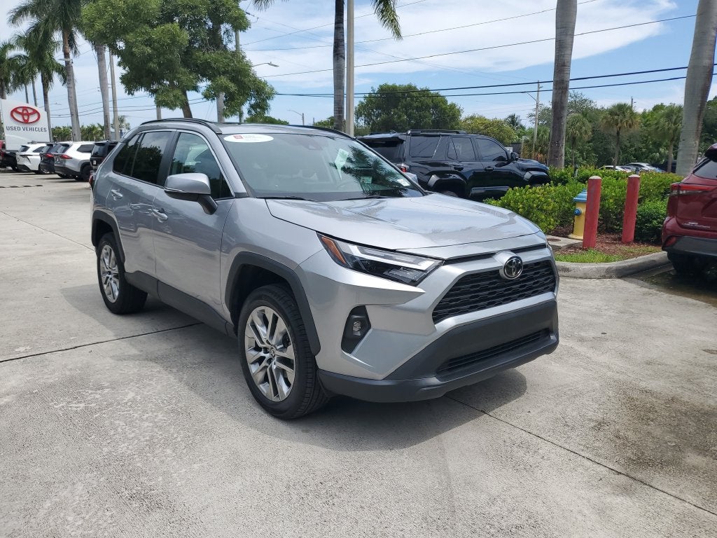 2023 Toyota RAV4 XLE Premium