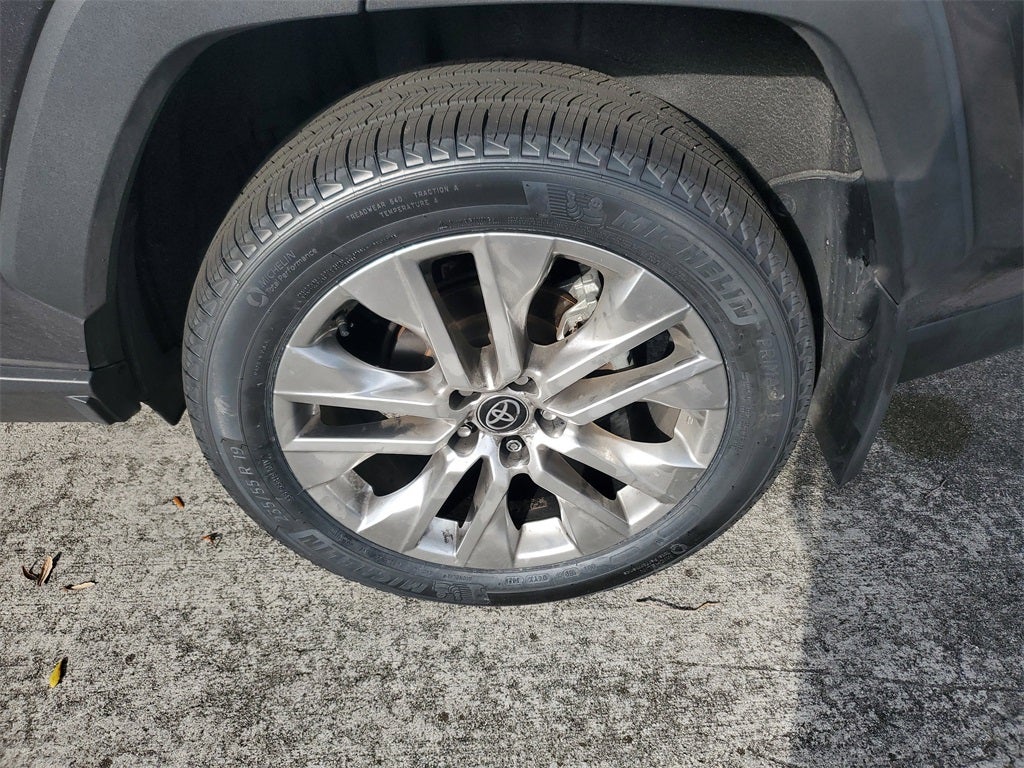 2024 Toyota RAV4 XLE Premium