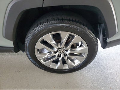 2023 Toyota RAV4 XLE Premium