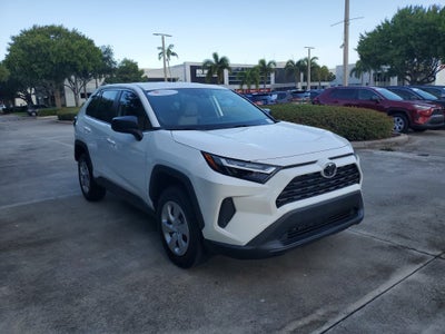 2024 Toyota RAV4 LE