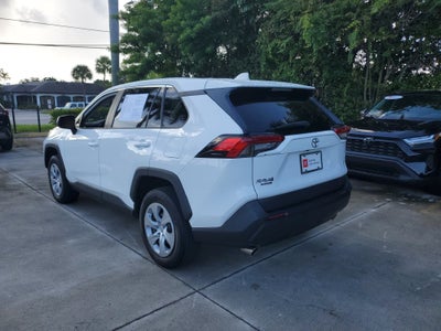 2024 Toyota RAV4 LE