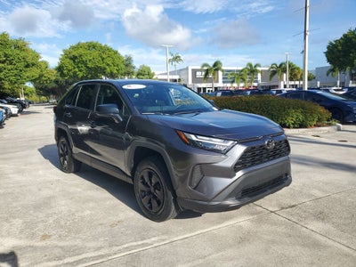 2024 Toyota RAV4 LE