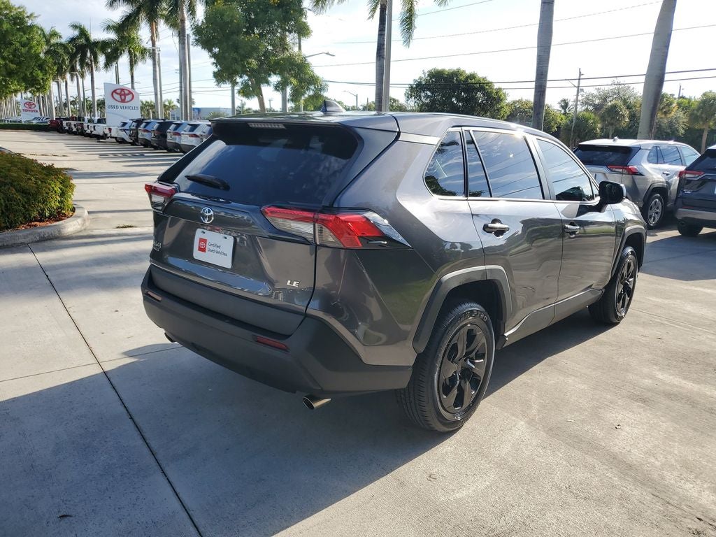 2024 Toyota RAV4 LE