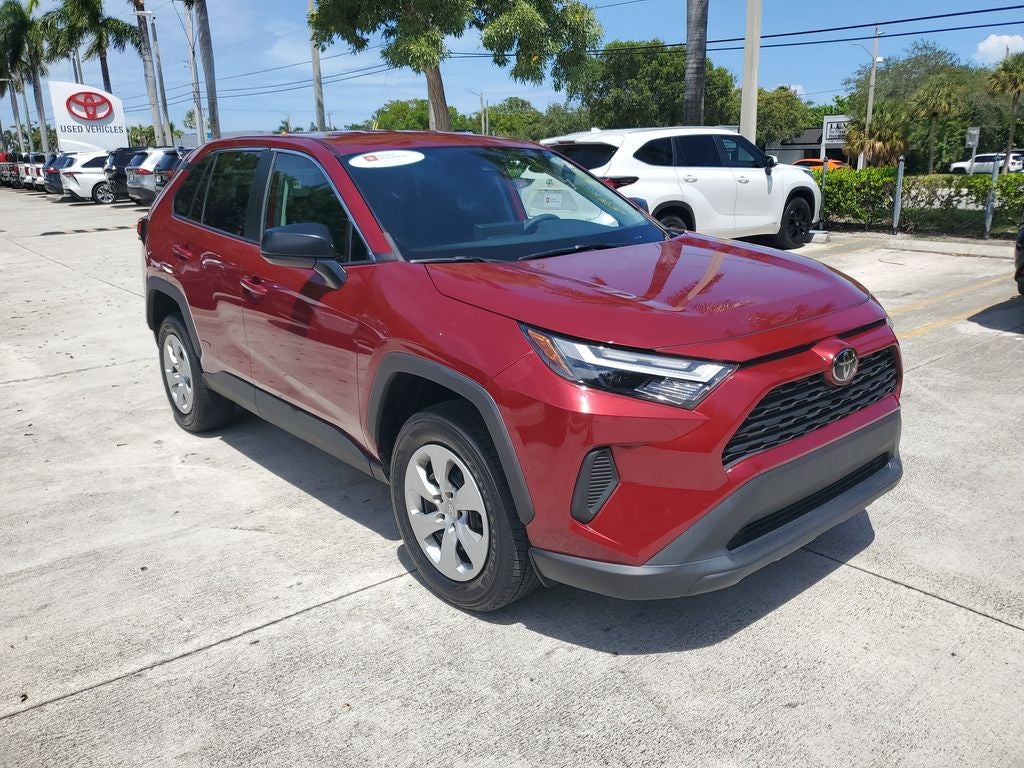 2024 Toyota RAV4 LE