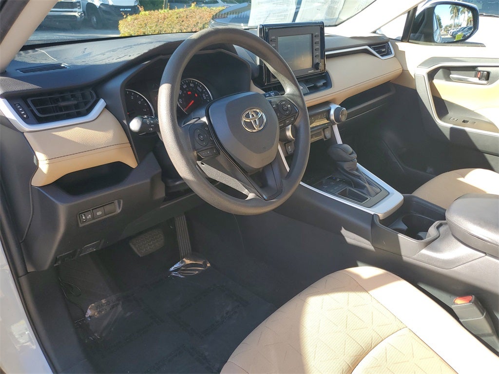 2021 Toyota RAV4 XLE