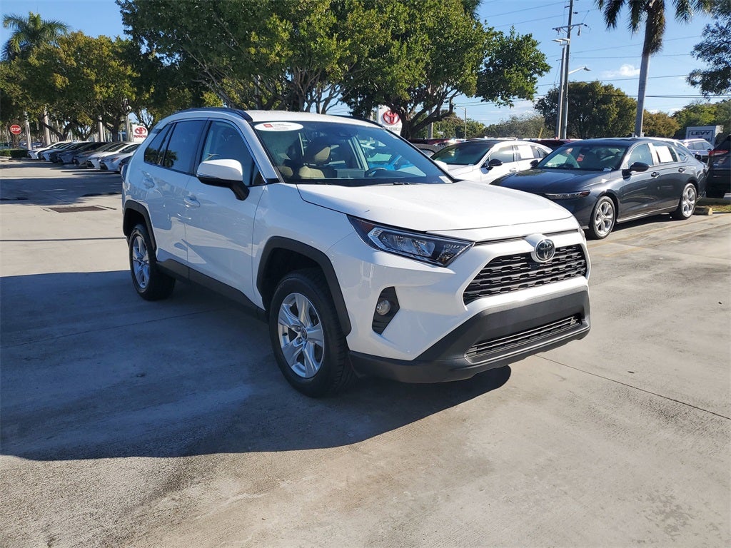 2021 Toyota RAV4 XLE