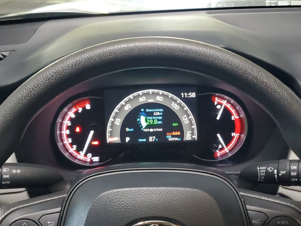 2025 Toyota RAV4 XLE