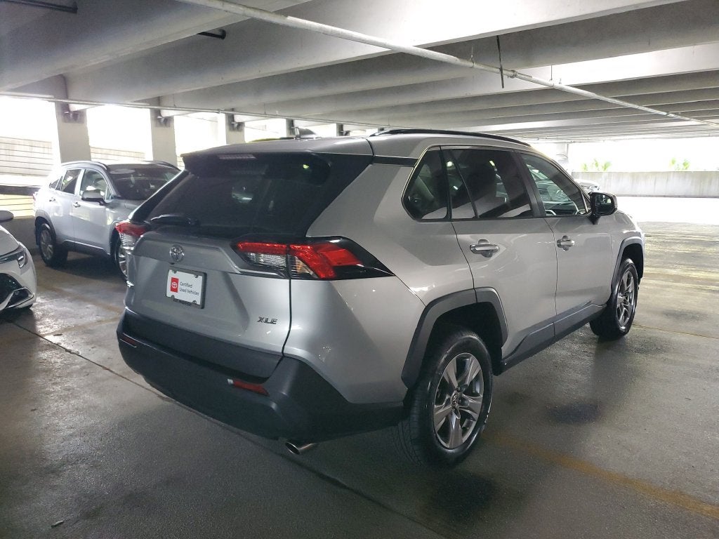 2025 Toyota RAV4 XLE