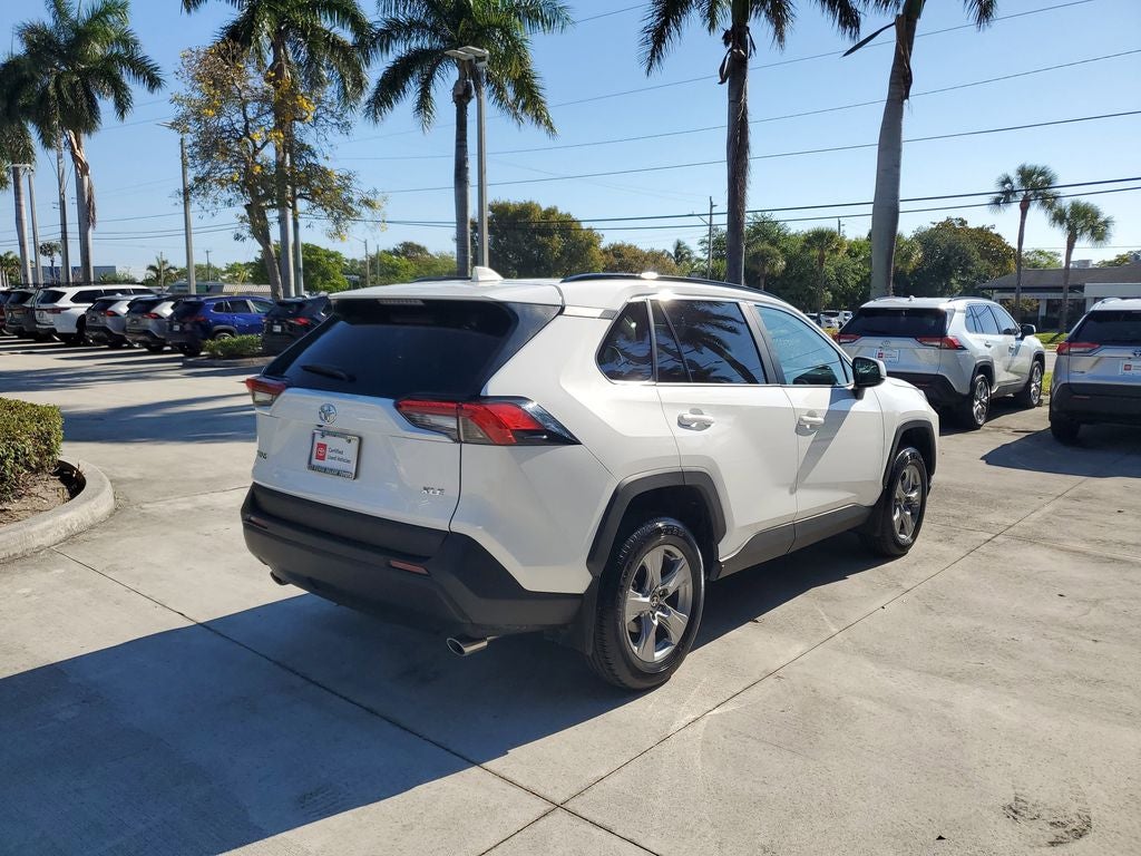 2025 Toyota RAV4 XLE