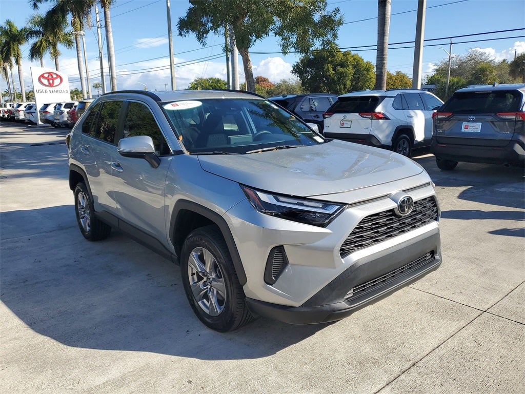 2022 Toyota RAV4 XLE