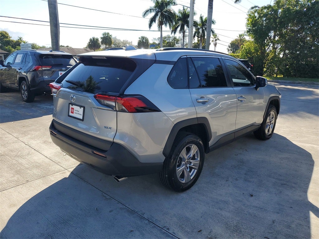 2022 Toyota RAV4 XLE