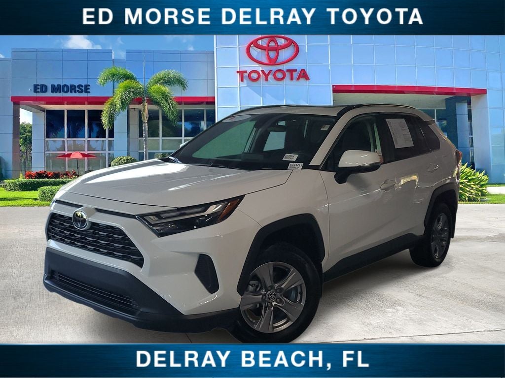 2025 Toyota RAV4 XLE