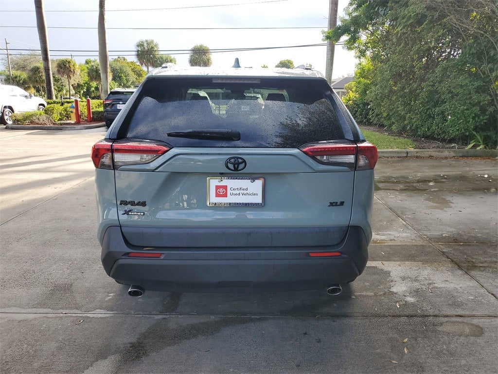 2022 Toyota RAV4 XLE