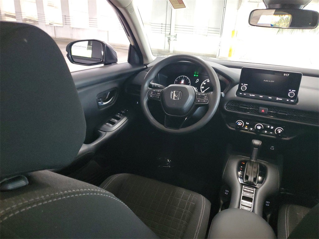 2025 Honda HR-V LX