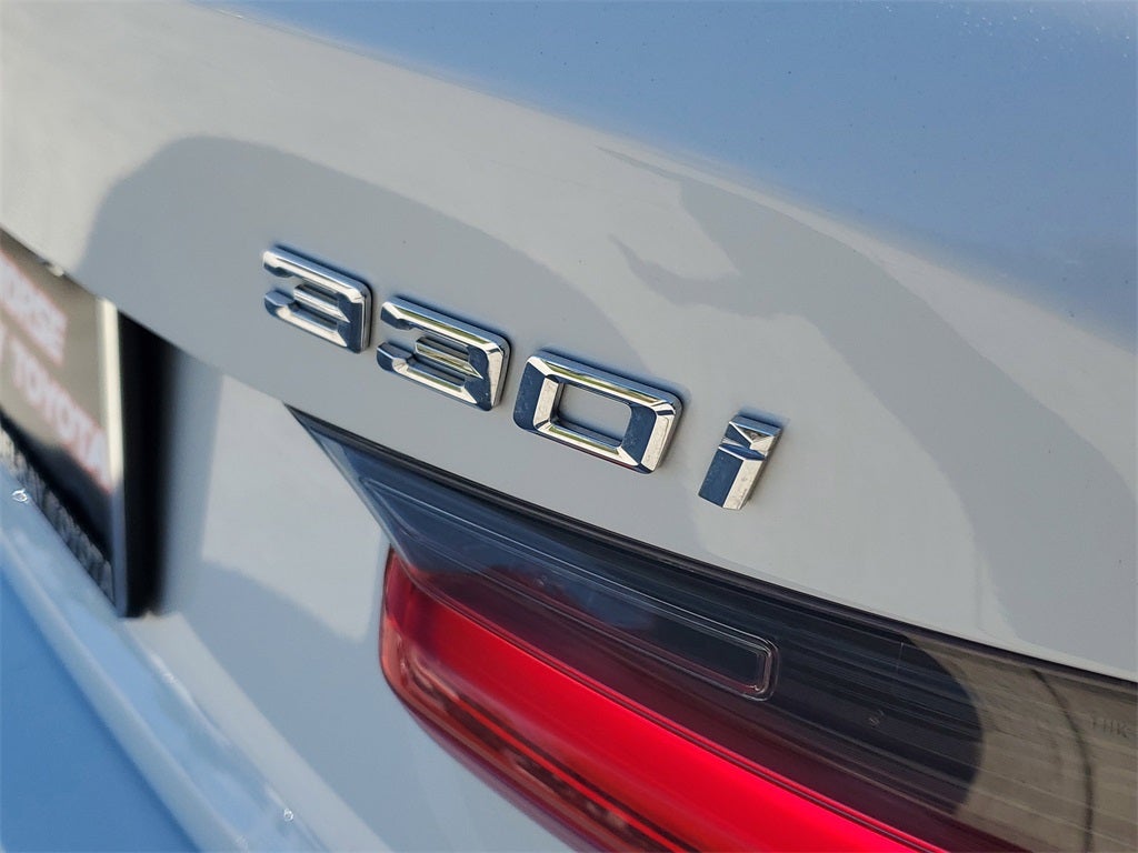 2025 BMW 3 Series 330i xDrive