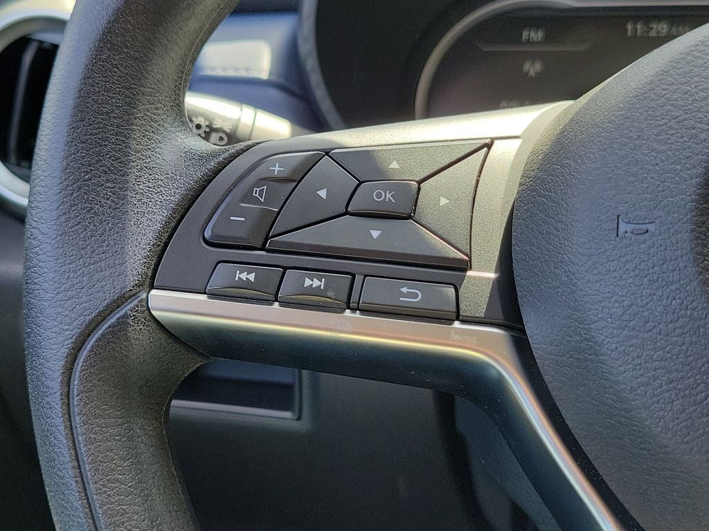 2024 Nissan Versa 1.6 SV