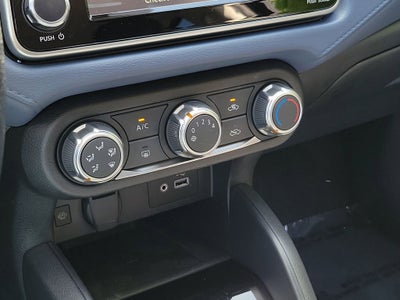 2024 Nissan Versa 1.6 SV