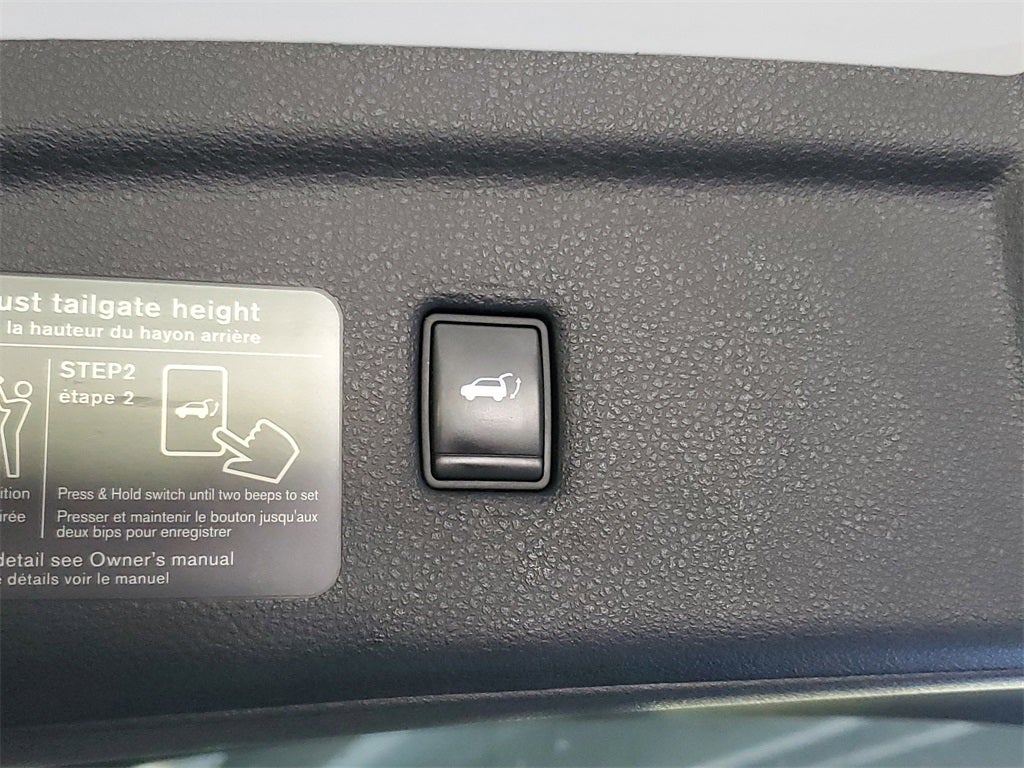 2022 INFINITI QX50 LUXE