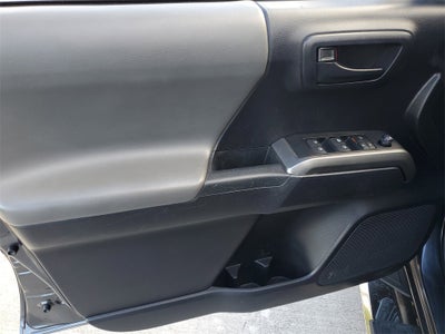 2020 Toyota Tacoma SR5 V6