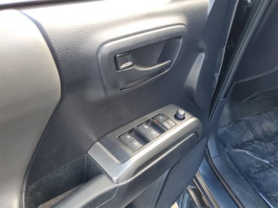 2020 Toyota Tacoma SR5 V6