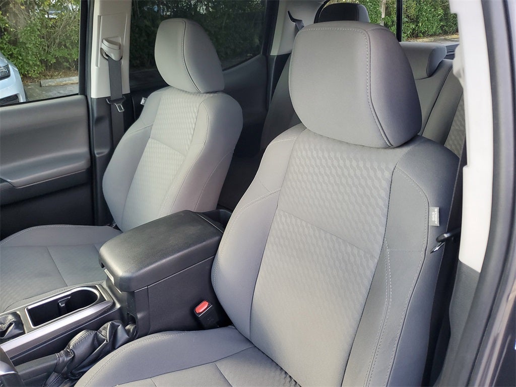 2020 Toyota Tacoma SR5 V6