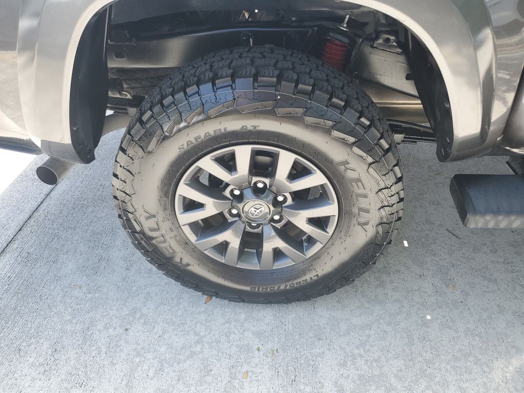 2023 Toyota Tacoma SR5 V6